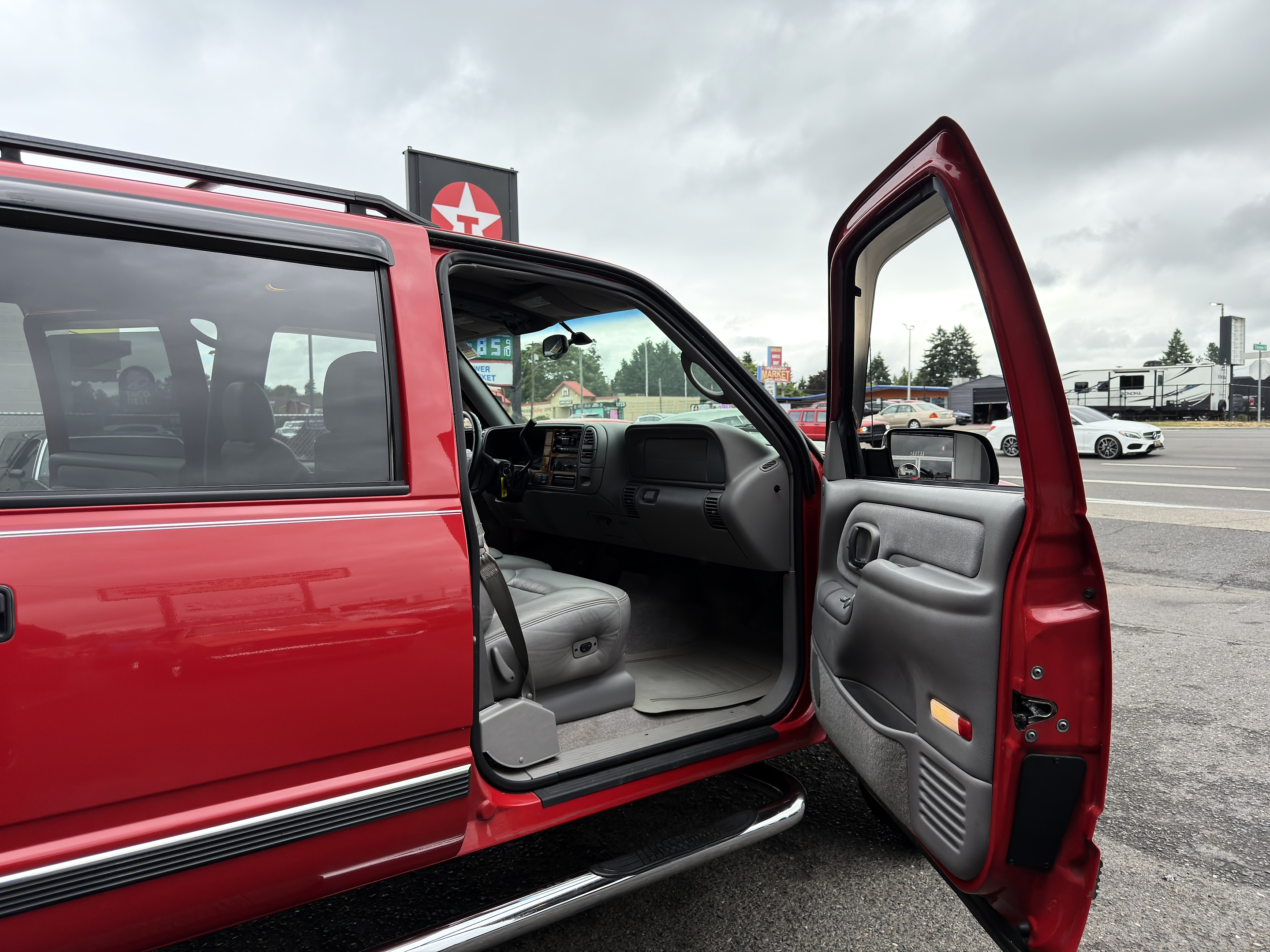1997 GMC Suburban SL - Photo 49