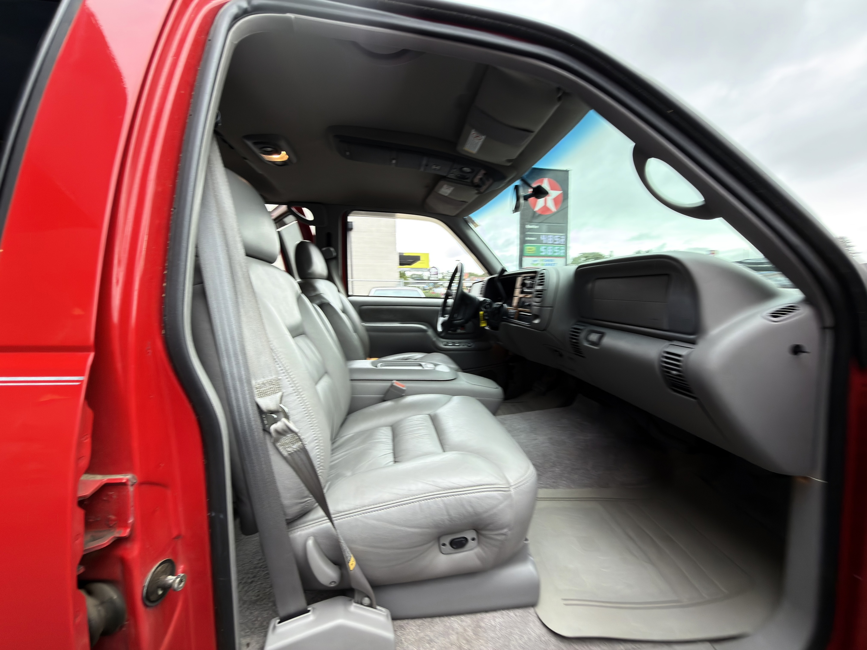 1997 GMC Suburban SL - Photo 52