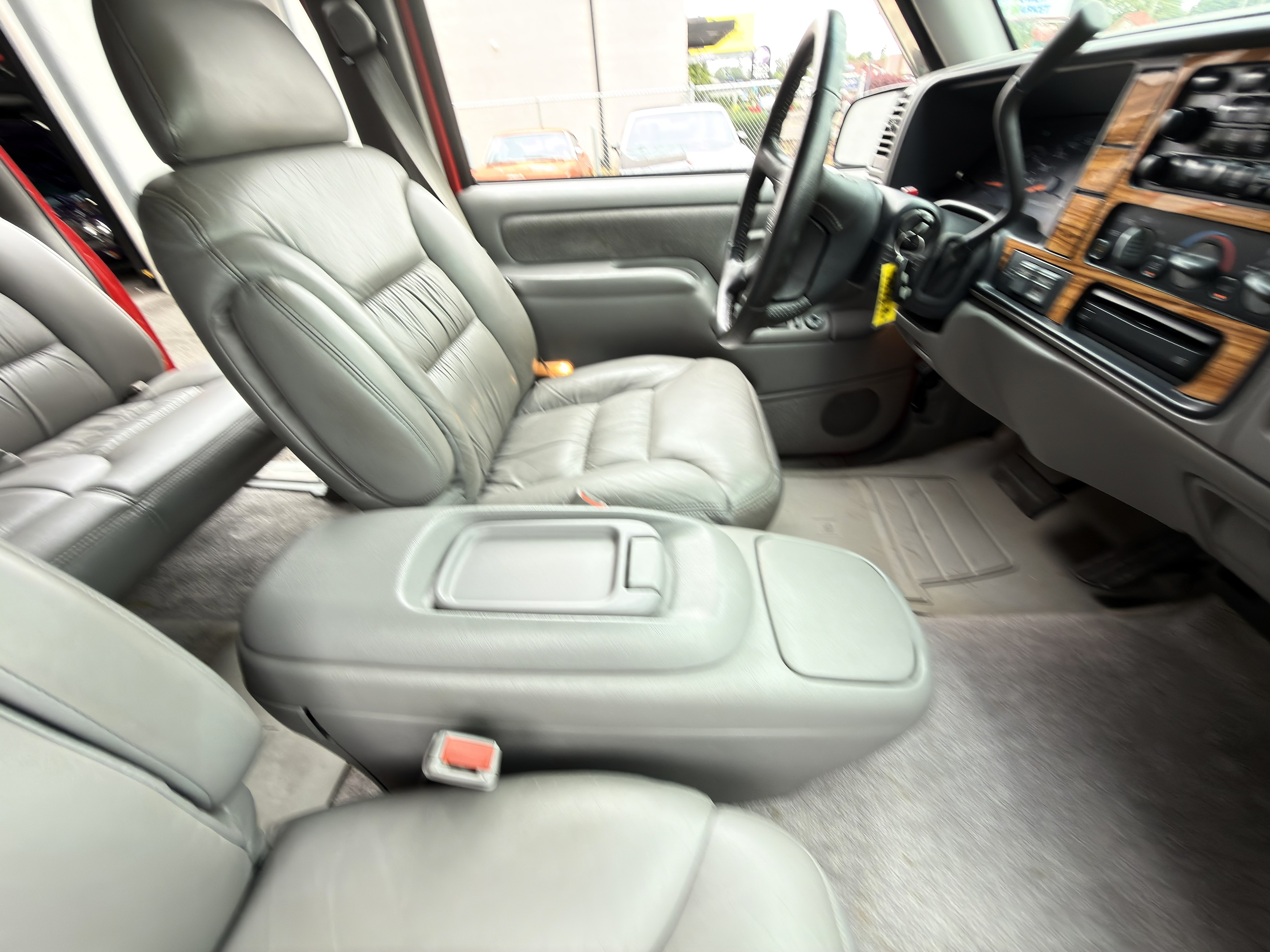 1997 GMC Suburban SL - Photo 62