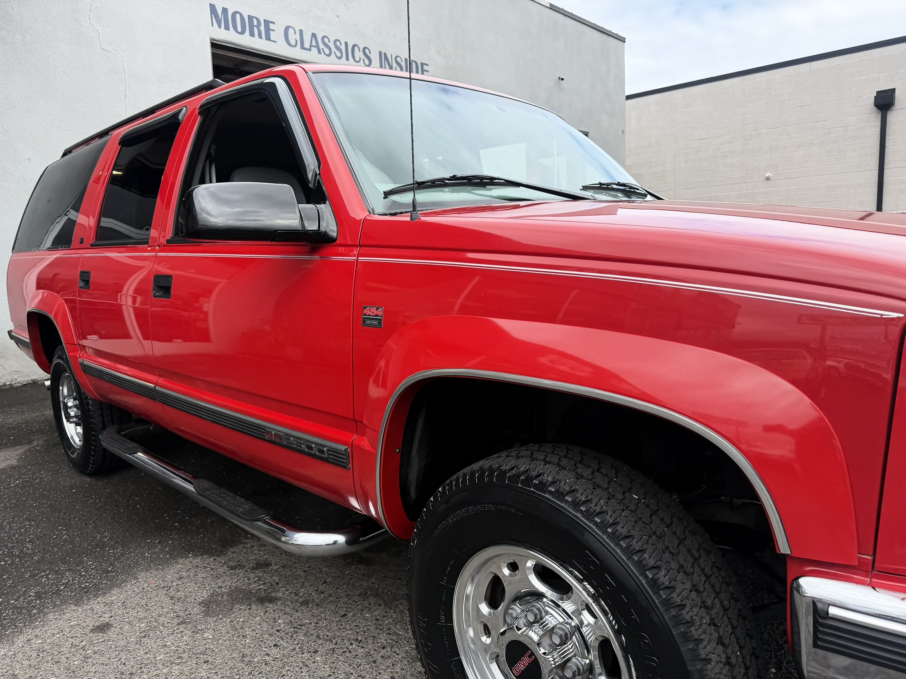 1997 GMC Suburban SL - Photo 142