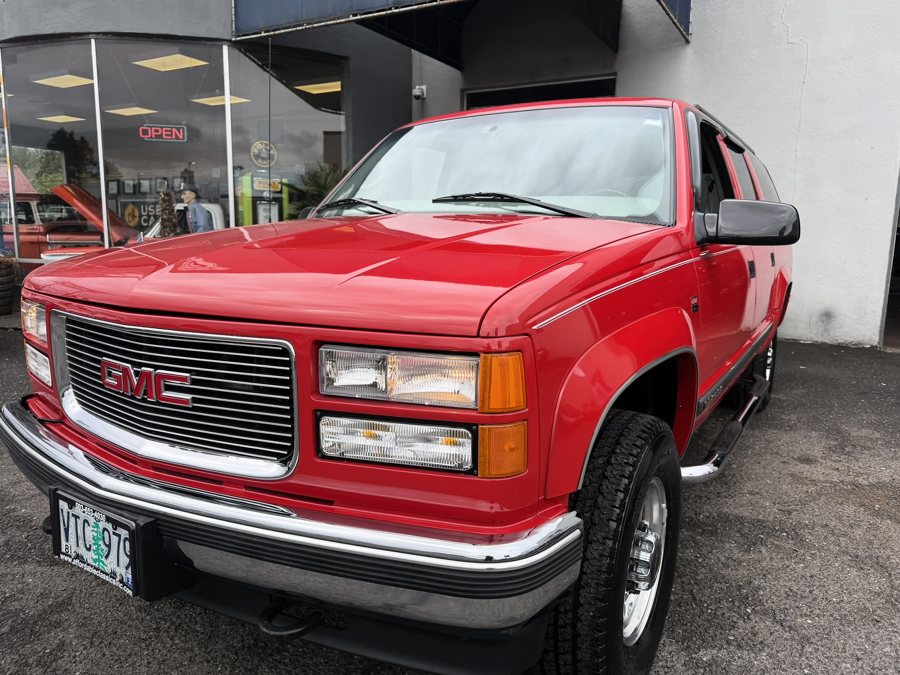 1997 GMC Suburban SL - Photo 136
