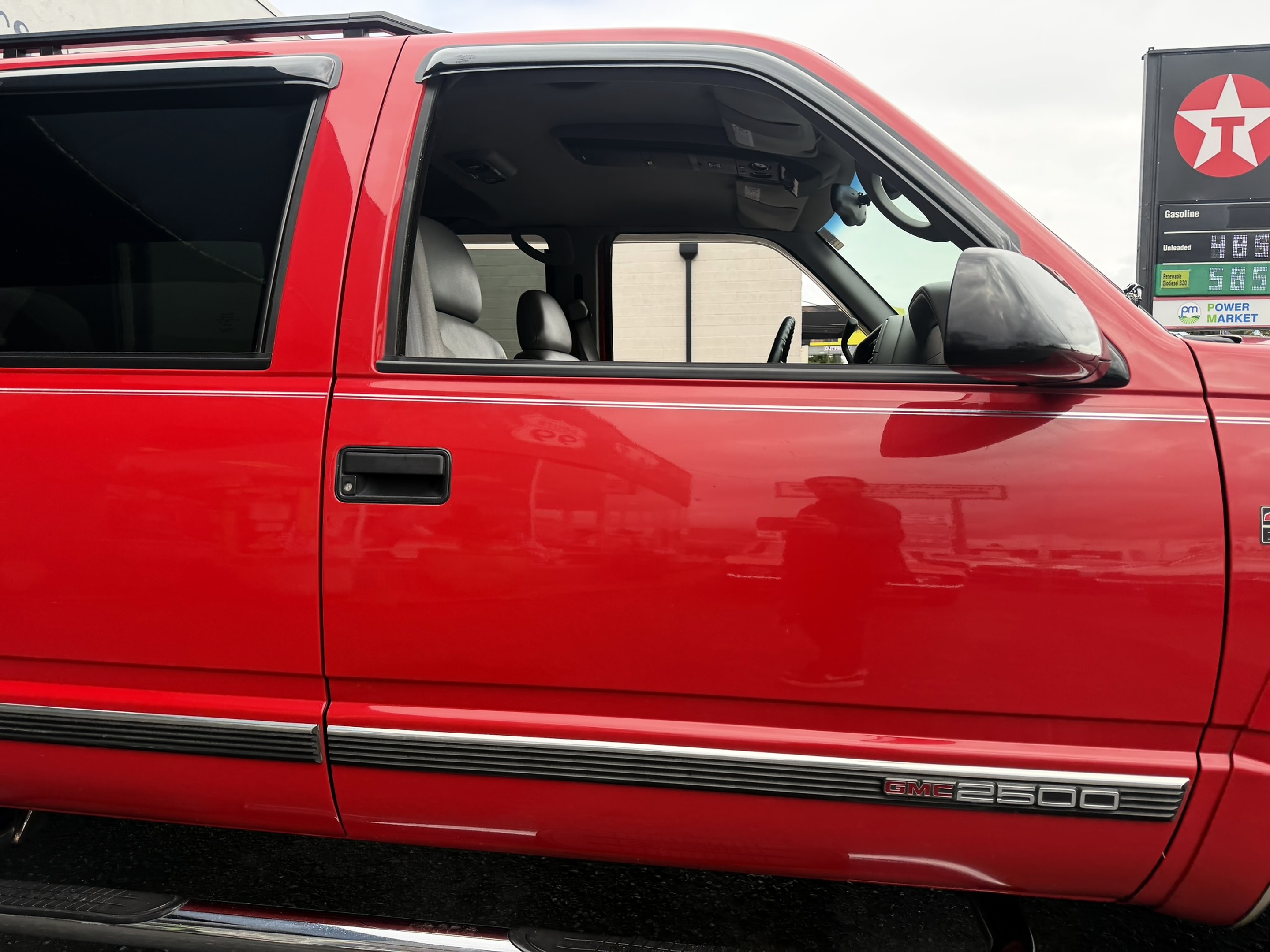1997 GMC Suburban SL - Photo 148