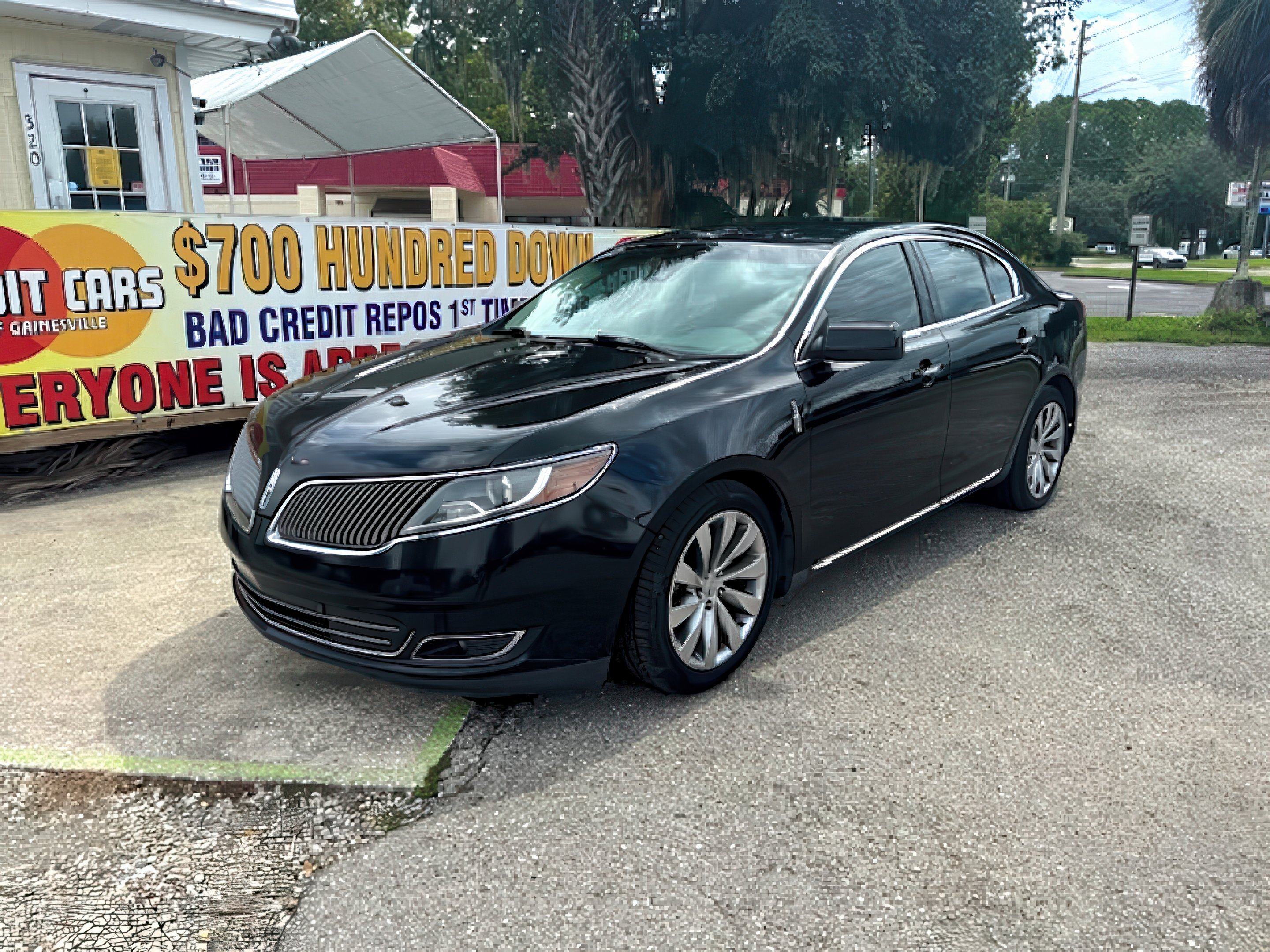 2014 Lincoln MKS Base's photo