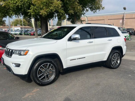 2018 Jeep Grand Cherokee Limited's photo