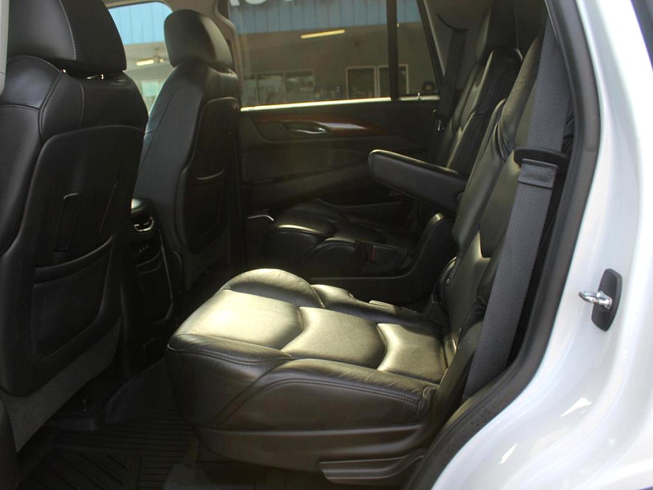 2019 Cadillac Escalade Premium Luxury - Photo 12