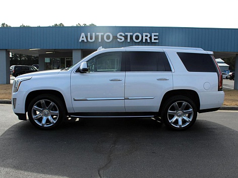 2019 Cadillac Escalade Premium Luxury's photo