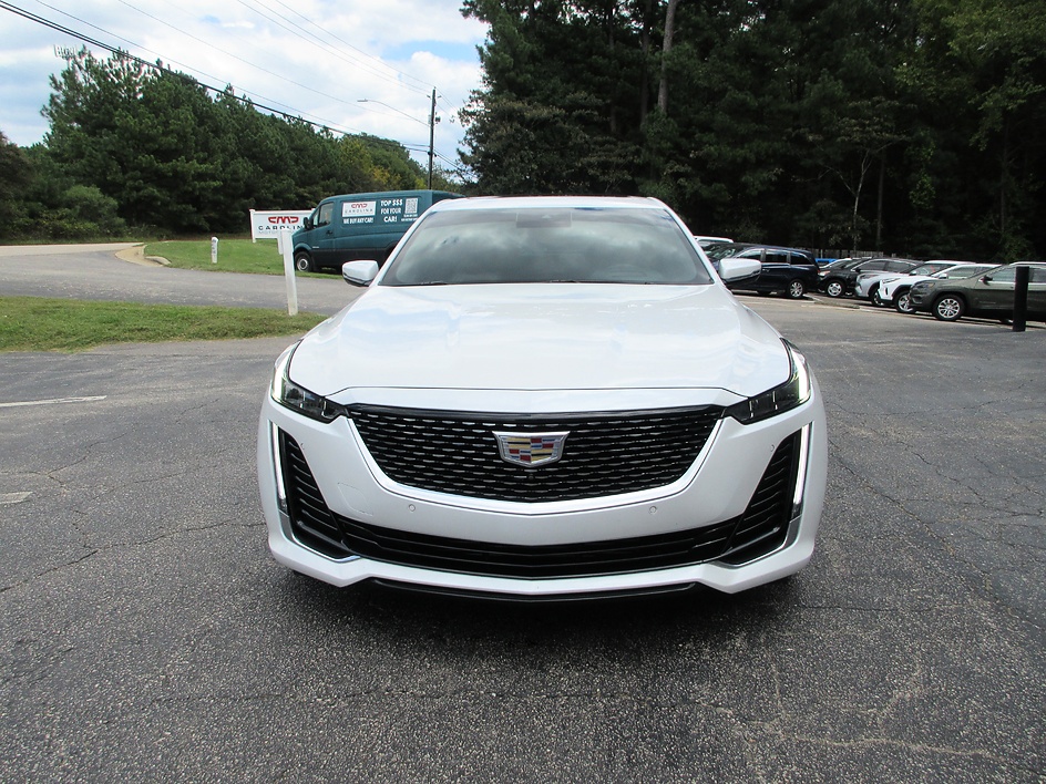 Cadillac CT5 photo 2