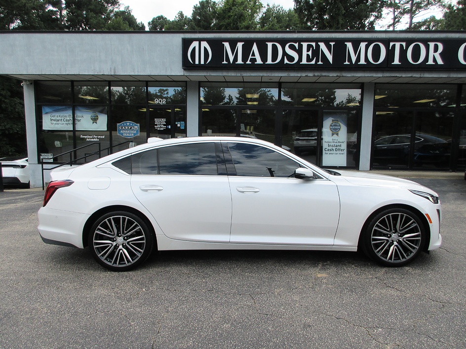 Cadillac CT5 photo 4