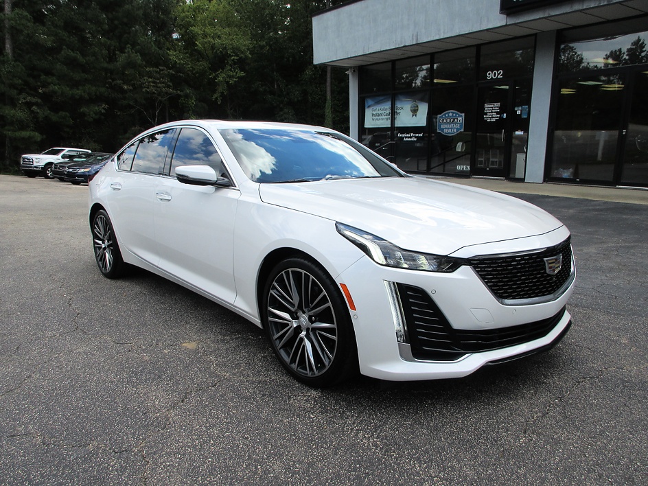 Cadillac CT5 photo 3