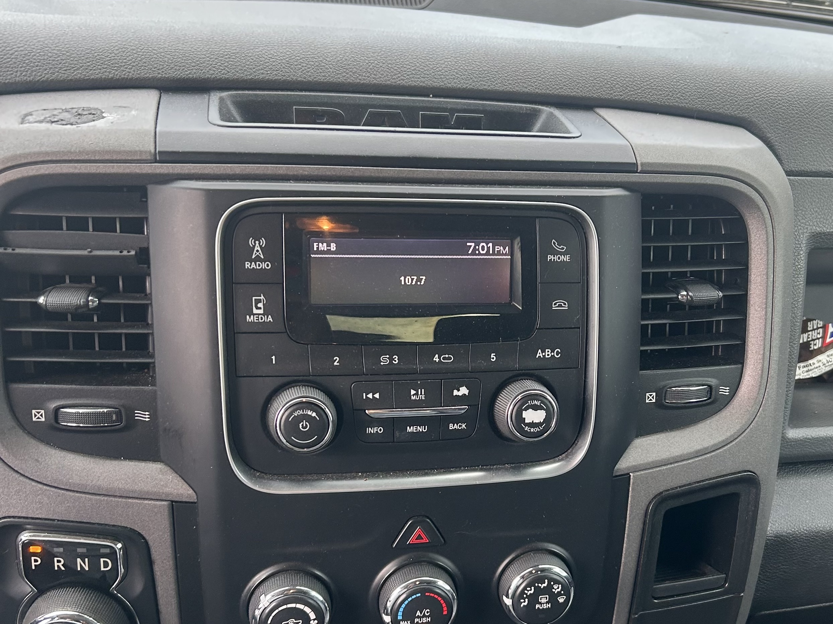 2018 RAM Ram 1500 Pickup Tradesman - Photo 29