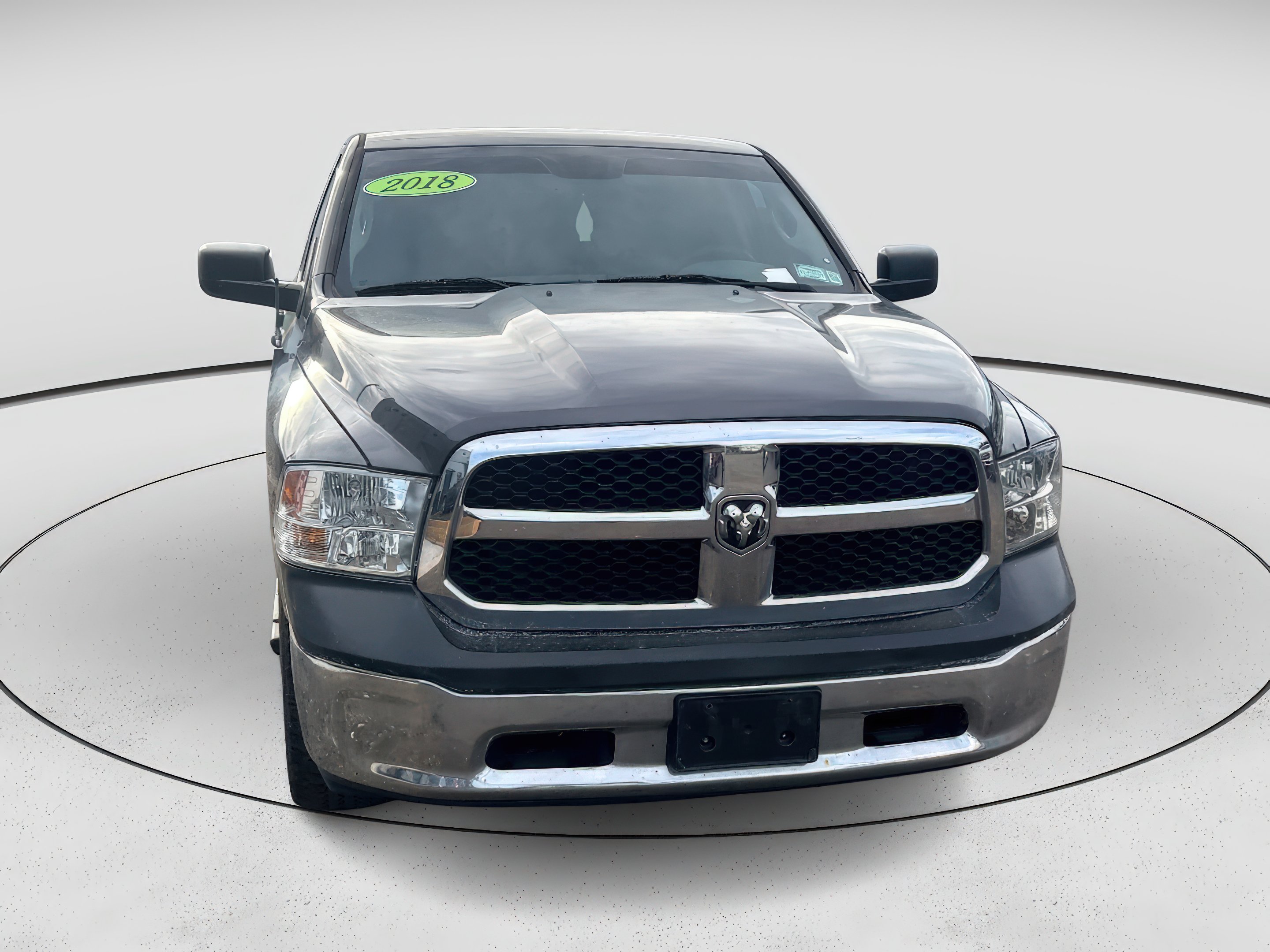 2018 RAM Ram 1500 Pickup Tradesman - Photo 2