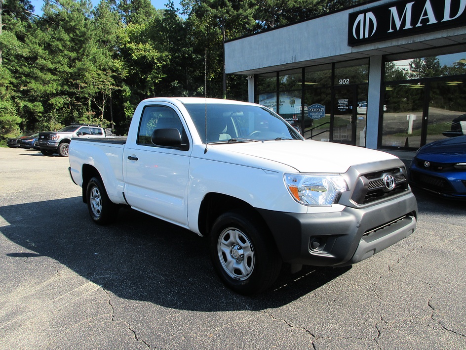 Toyota Tacoma photo 3