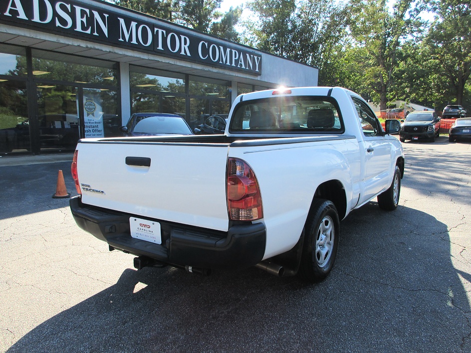Toyota Tacoma photo 5