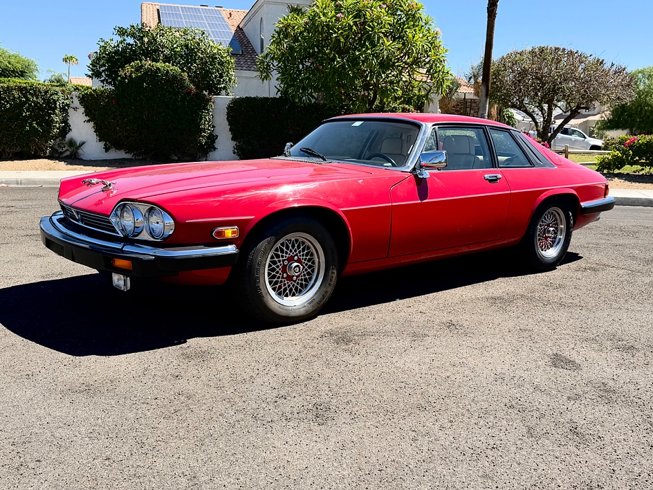 1989 Jaguar XJS's photo