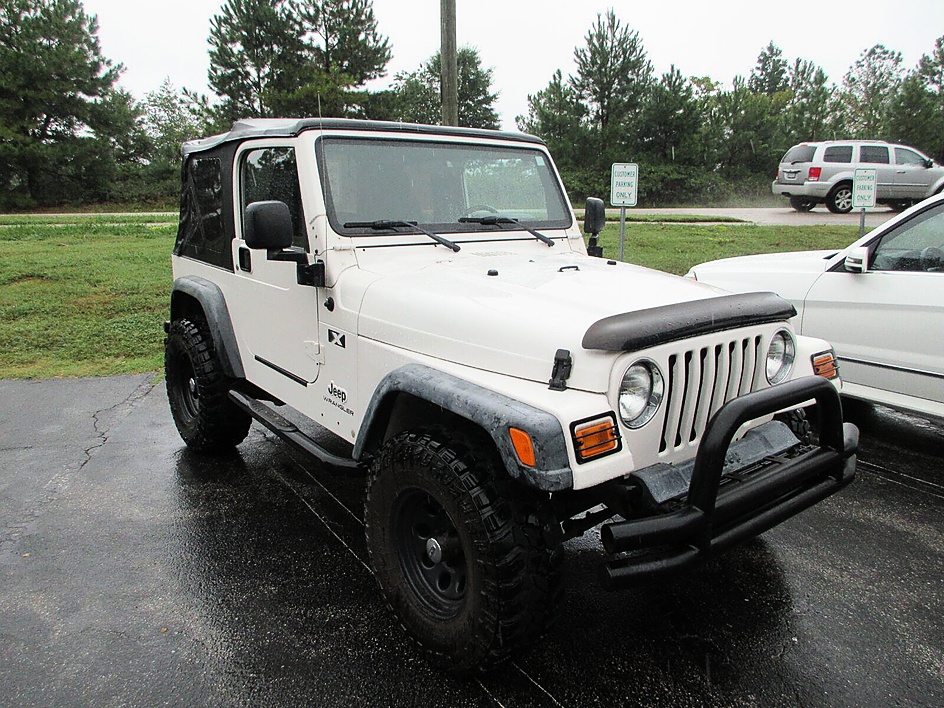 Jeep Wrangler photo 3