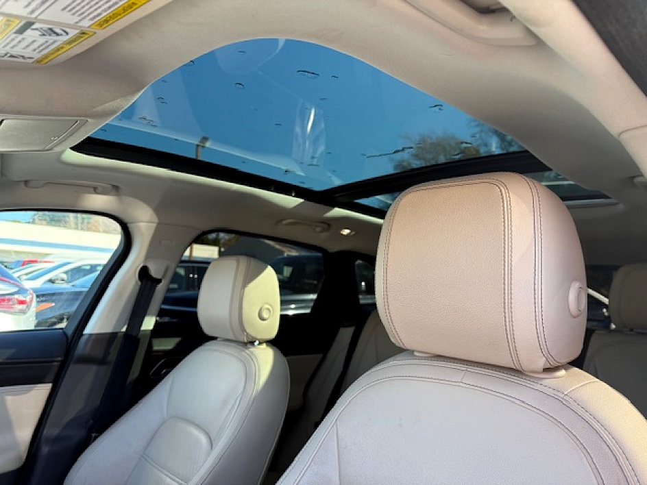 2018 Jaguar F-PACE Prestige - Photo 7