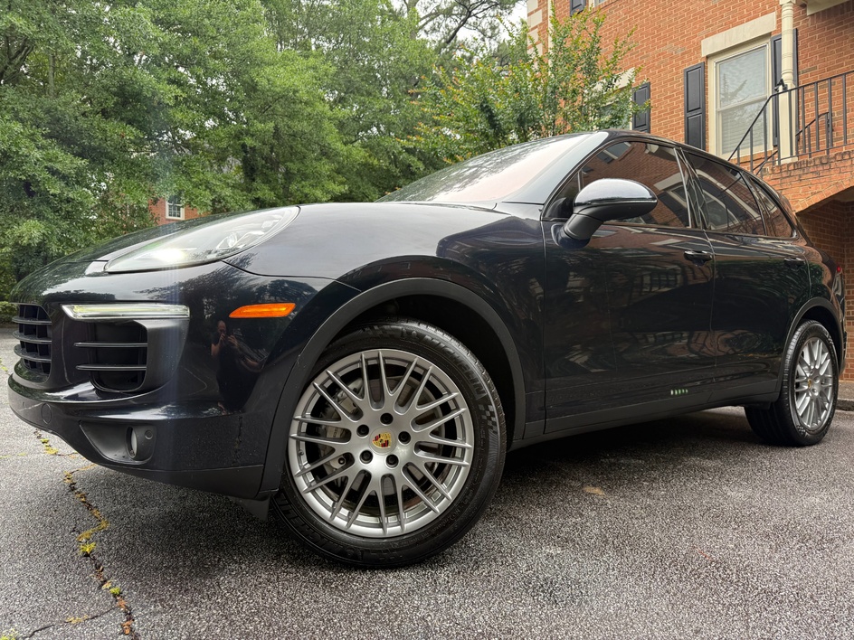 2017 Porsche Cayenne S's photo
