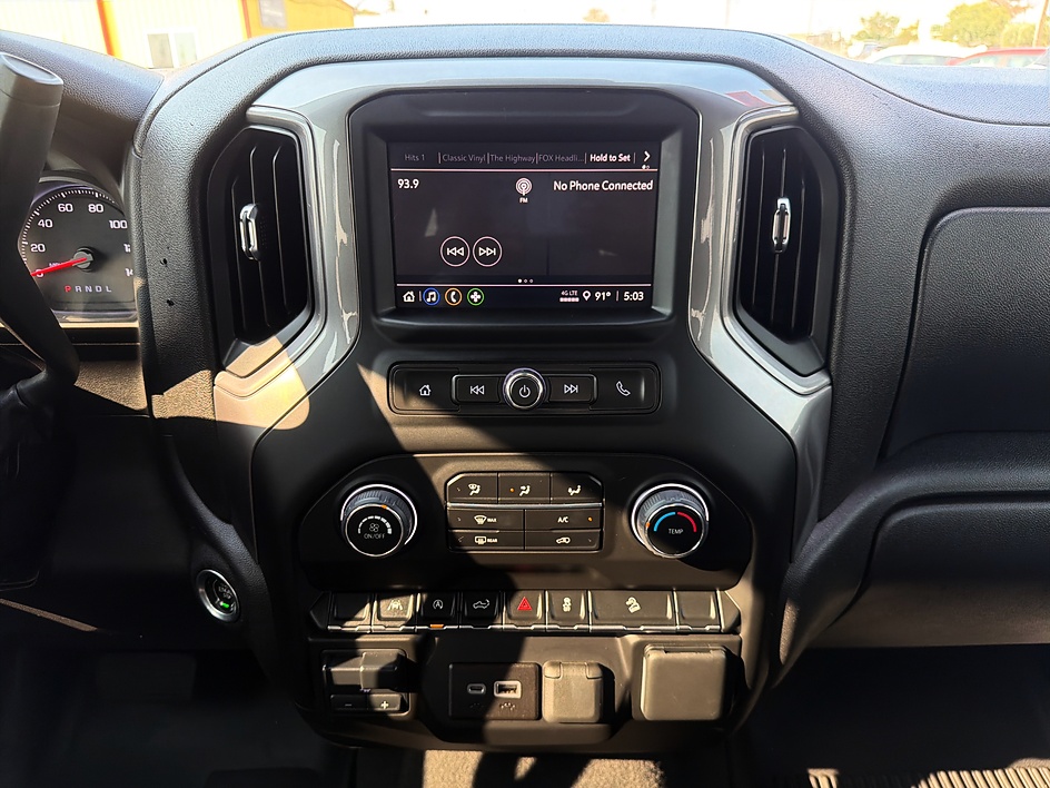2023 Chevrolet Silverado 1500 Custom - Photo 18