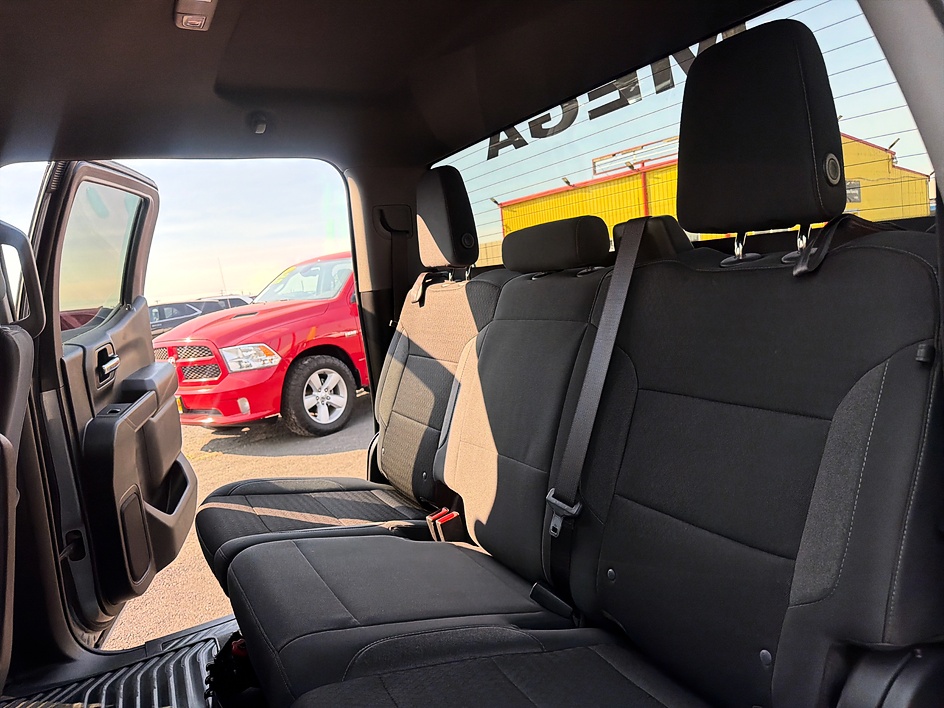 2023 Chevrolet Silverado 1500 Custom - Photo 13