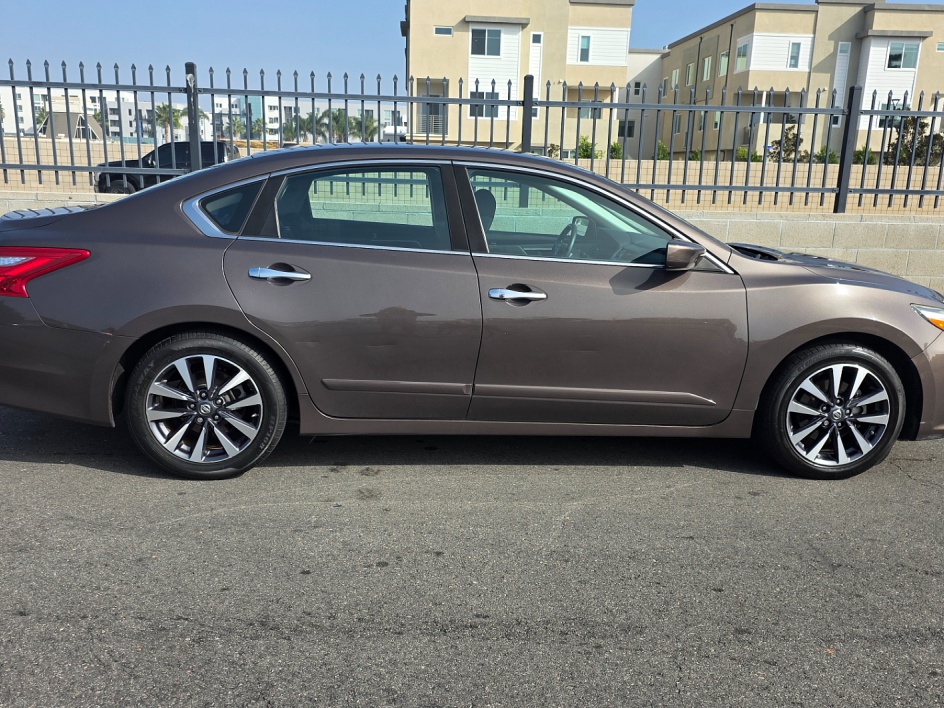 2016 Nissan Altima SV