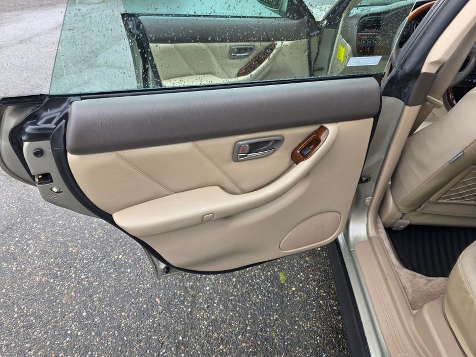 2004 Subaru Outback H6 - Photo 11