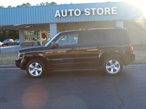 2016 Jeep Patriot Latitude's photo