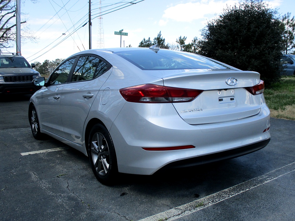 2017 HYUNDAI ELANTRA SE Little M Car Sales