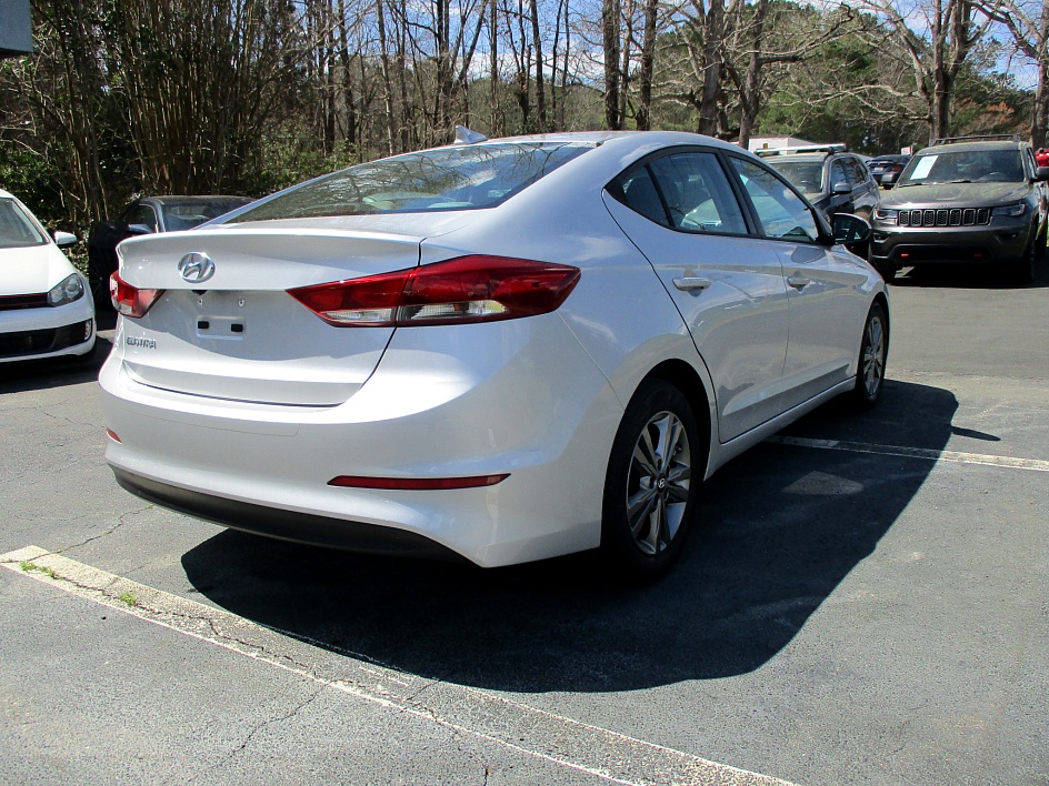 2017 HYUNDAI ELANTRA SE Little M Car Sales