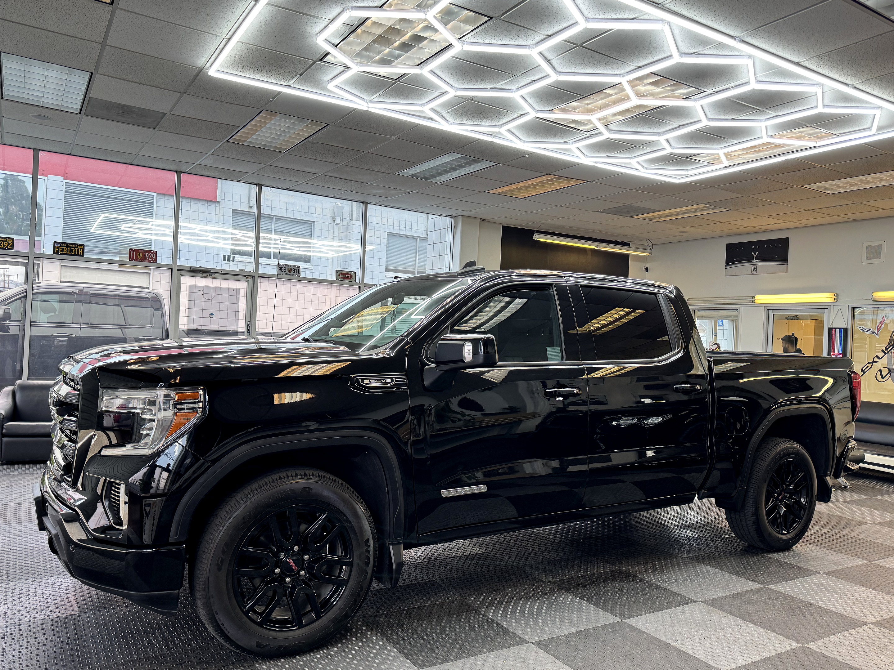 2020 GMC Sierra 1500 Elevation's photo