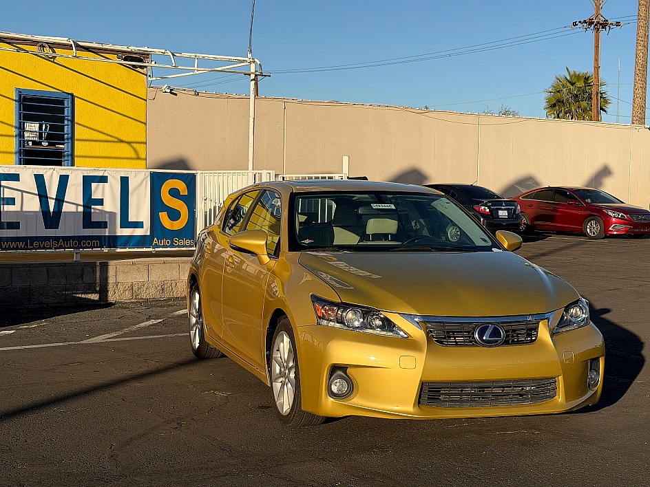 2011 Lexus CT Premium