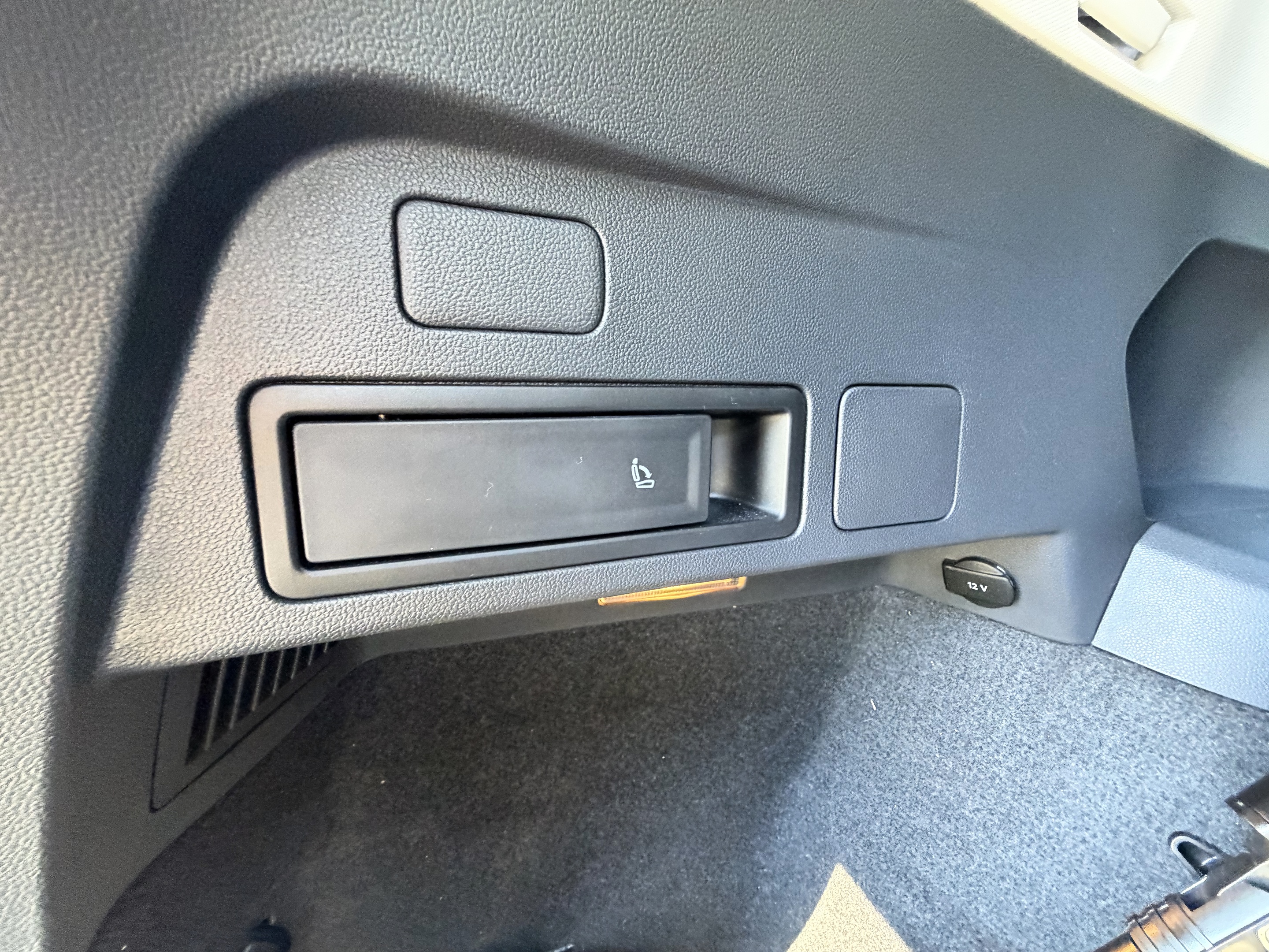 2018 Volkswagen Tiguan SE - Photo 18