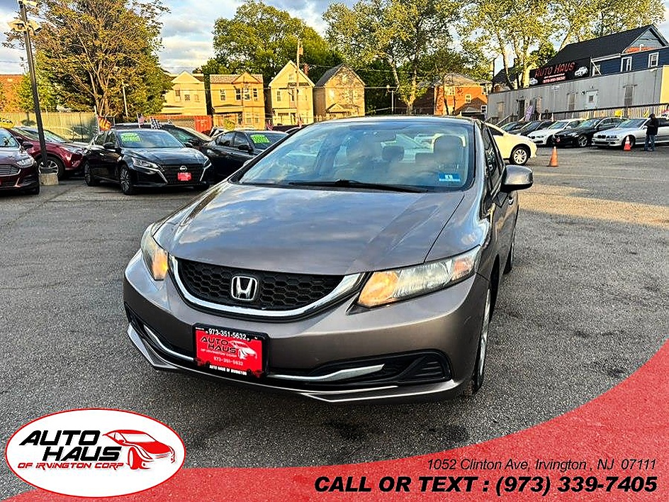 2013 Honda Civic LX Auto's photo