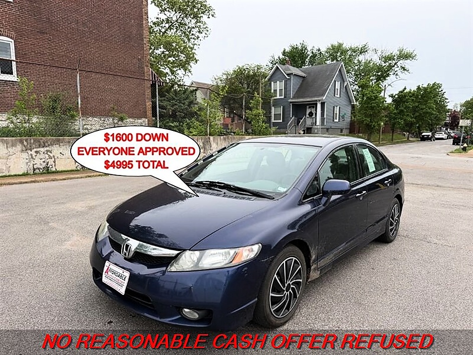 2010 Honda Civic LX's photo