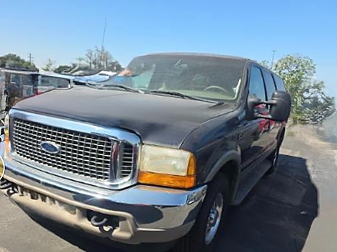 2001 Ford Excursion's photo
