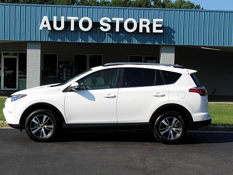 2018 Toyota RAV4 XLE