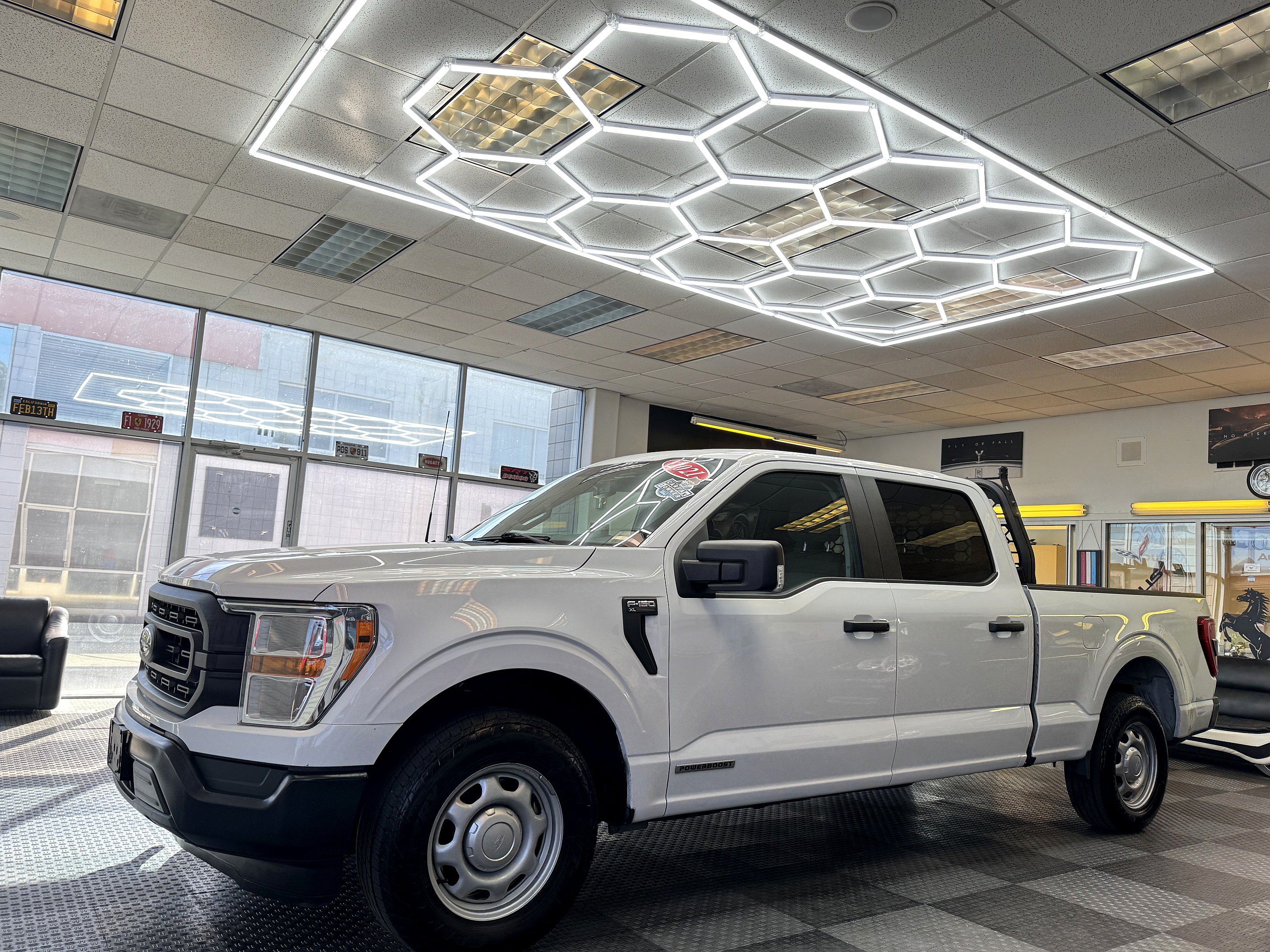 2021 Ford F-150 XL's photo