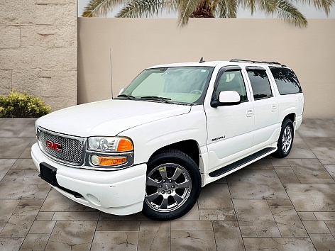 2006 GMC Yukon Denali's photo