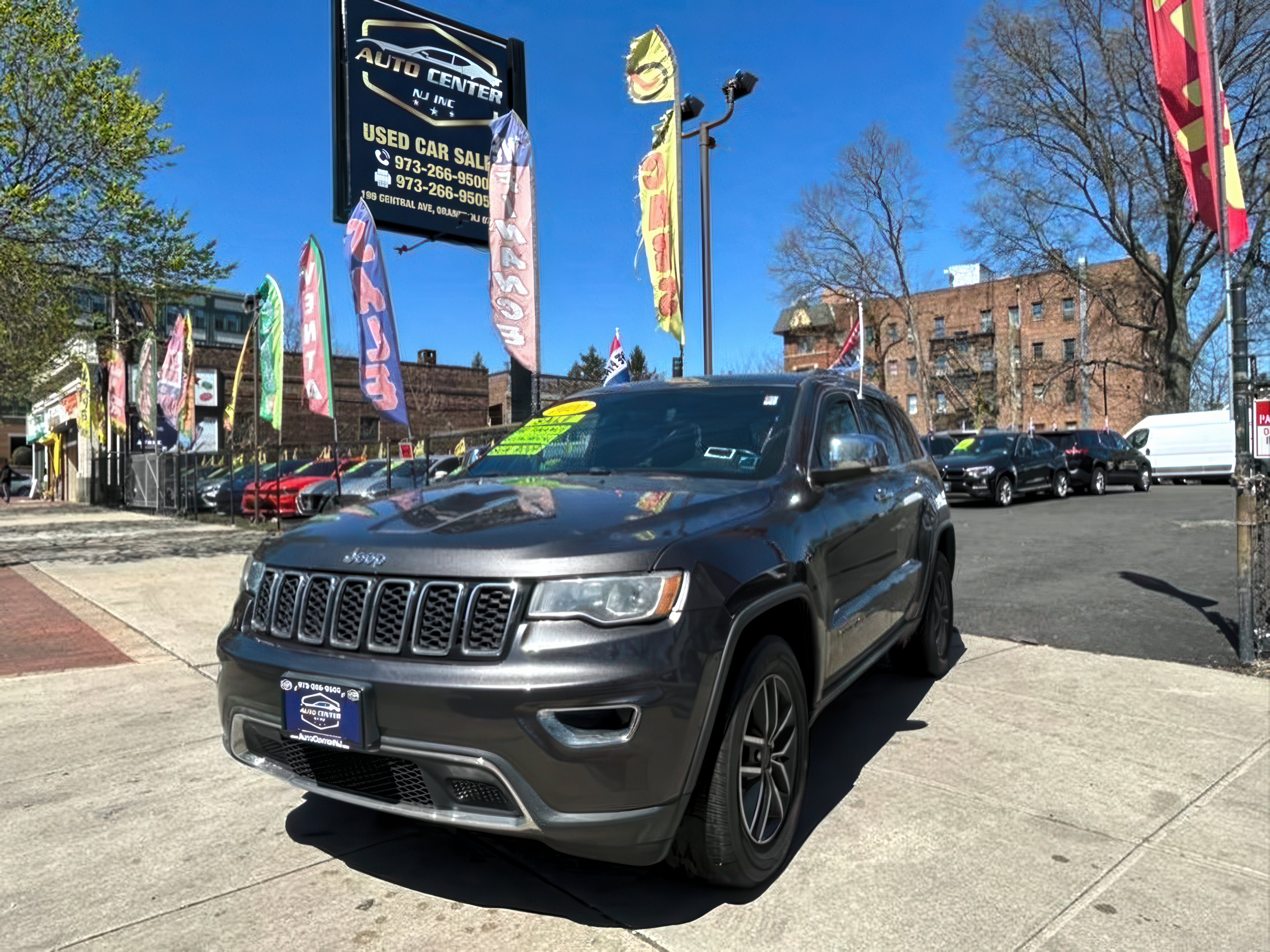 Gray 2020 Jeep Grand Cherokee Limited 4WD SUV / Crossover Four-Wheel Drive Automatic