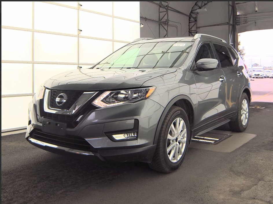 2017 Nissan Rogue SV FWD's photo