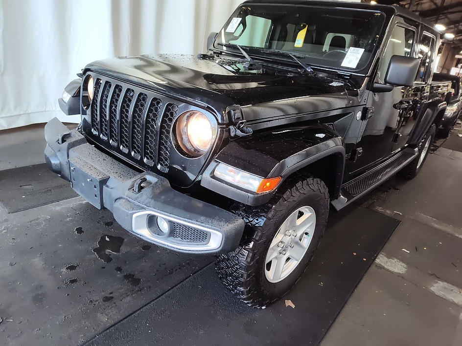 2021 Jeep Gladiator Sport S's photo