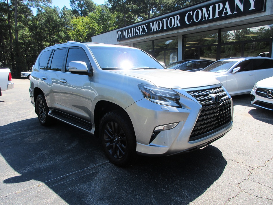 Lexus GX photo 3