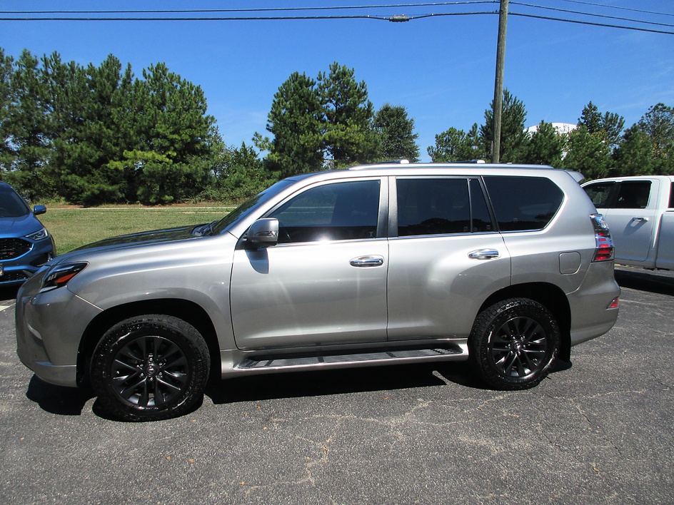 Lexus GX photo 8