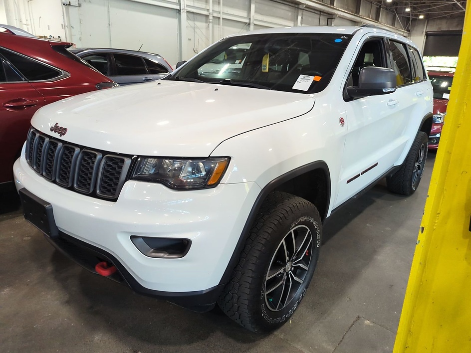 2017 Jeep Grand Cherokee Trailhawk's photo