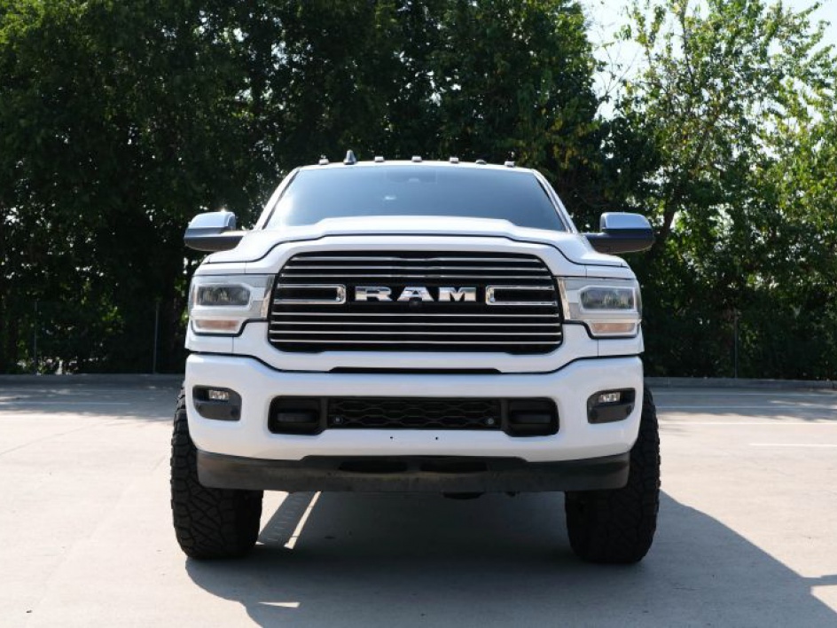 2019 Ram 2500 Laramie photo 2