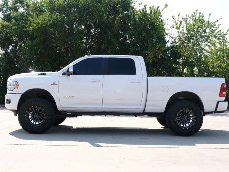 2019 Ram 2500 Laramie photo 5