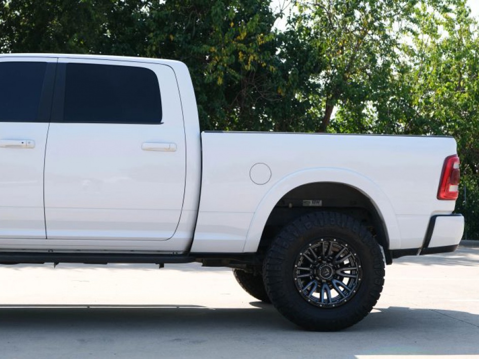 2019 Ram 2500 Laramie photo 7