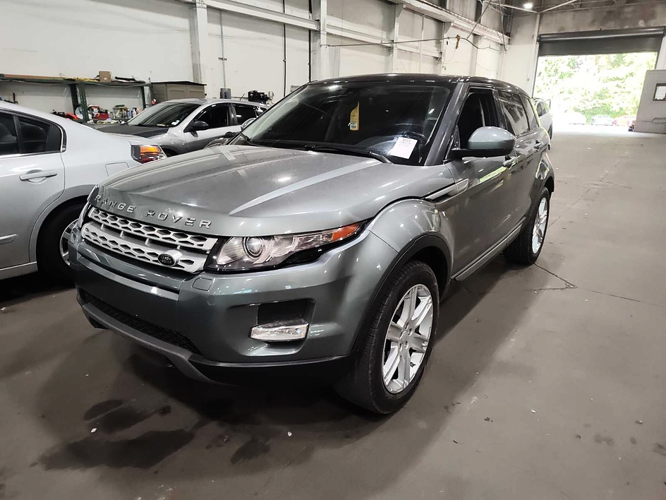2015 Land Rover Range Rover Evoque Pure Plus 5 Door's photo