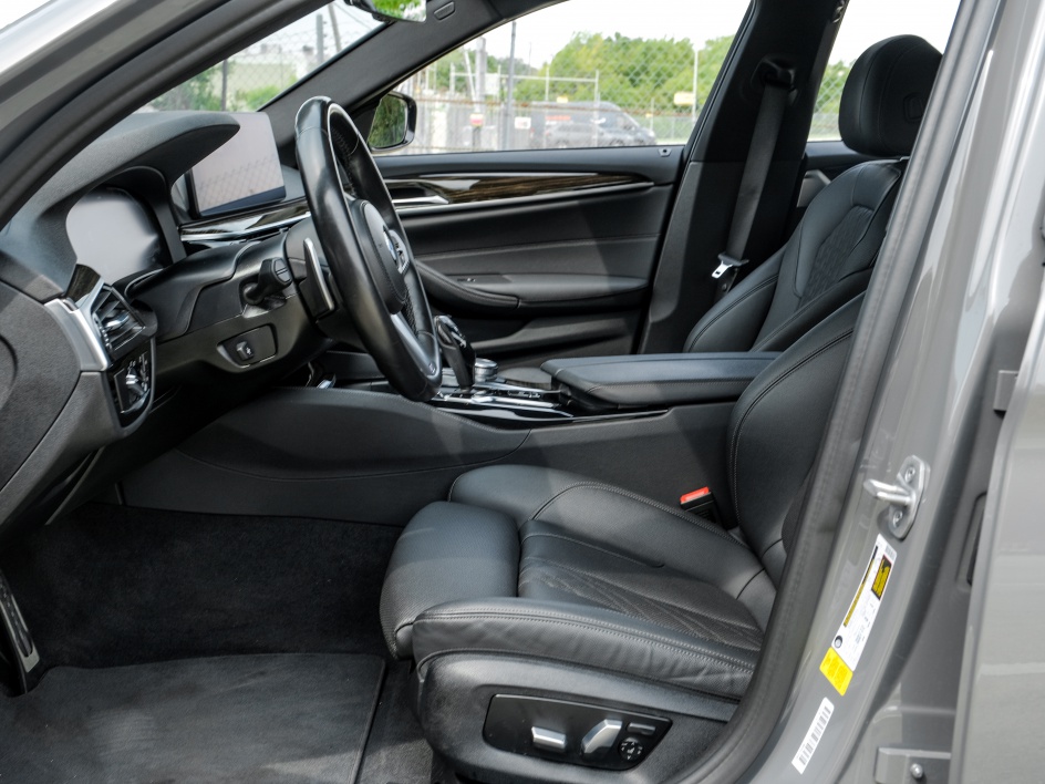 2022 Bmw 540i photo 3