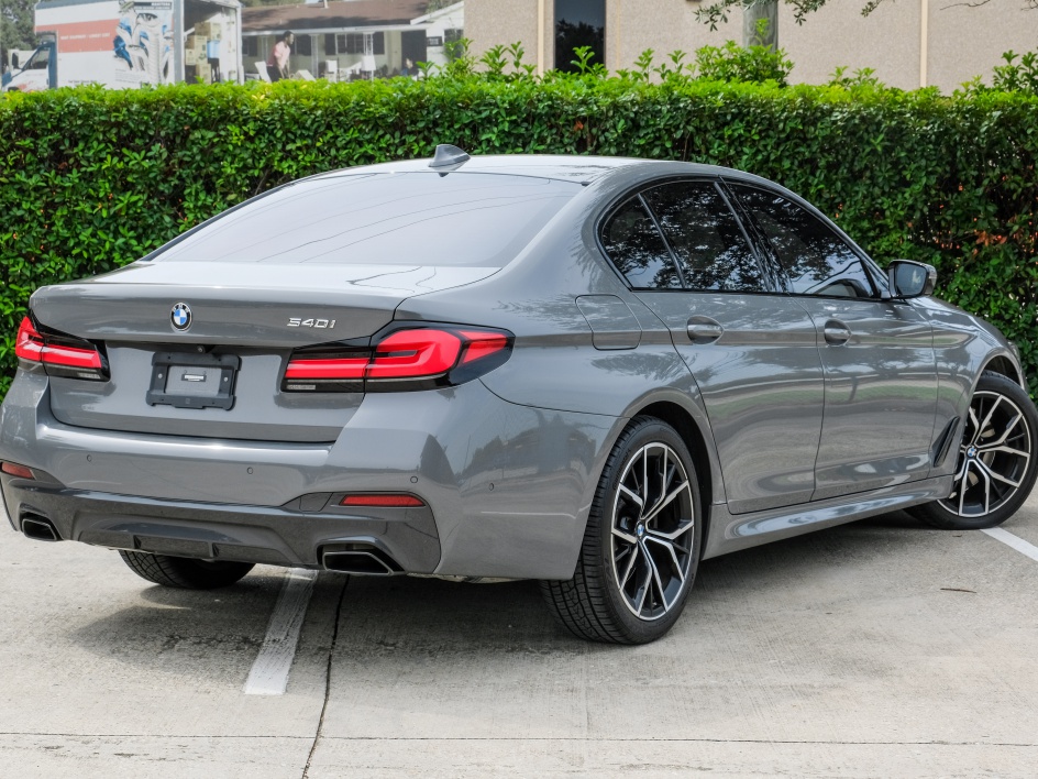 2022 Bmw 540i photo 9