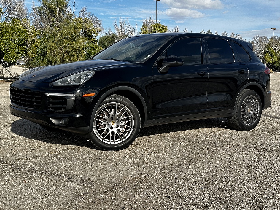2016 Porsche Cayenne Base's photo